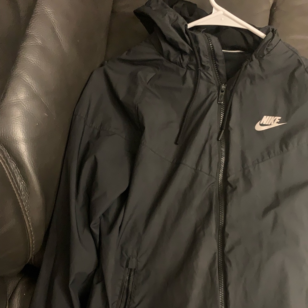 Nike windbreaker